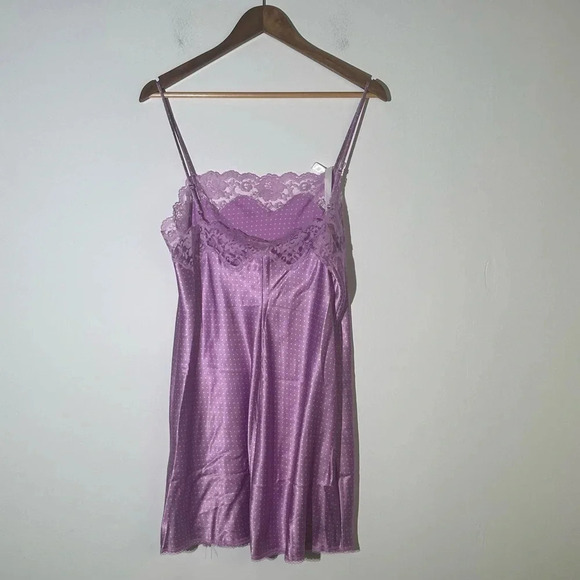 Victoria’s Secret  Angels Nightgown - Picture 4 of 4